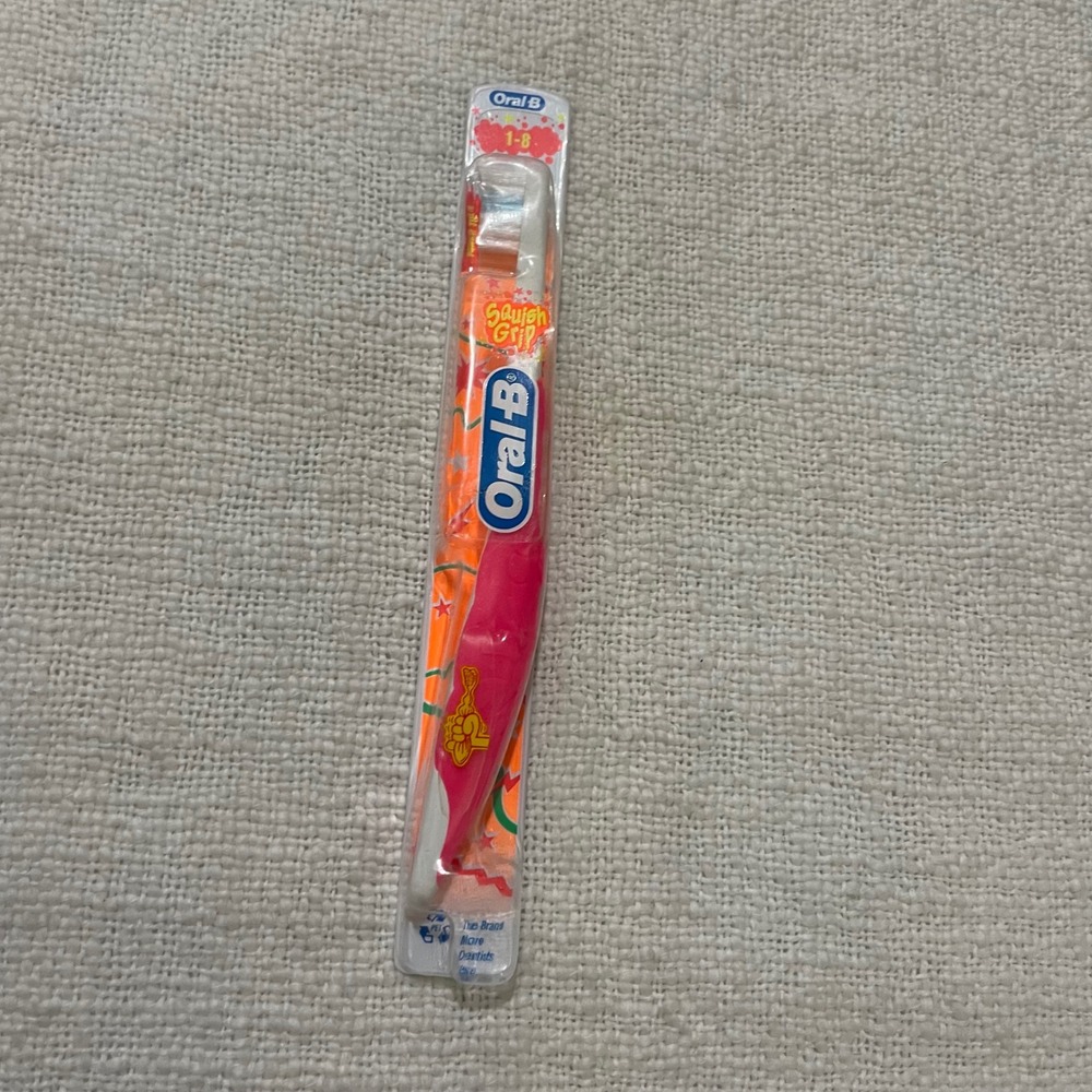 Oral-B Squish Grip Kids Toothbrush Ages 1-8 Pink Orange Vintage Made in Ireland